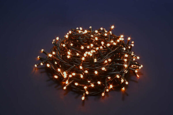 Serie 2000 Led 8 Giochi di Luce - Bianco Caldo - Uso Esterno/Interno *