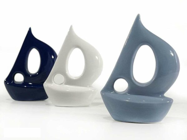 Barca a vela in ceramica altezza 17,4 cm *