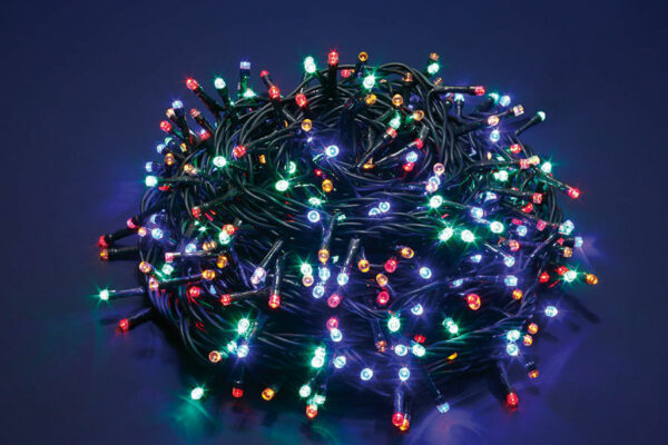 Serie Luci 100 LED Multicolor Uso esterno con 8 funzioni *